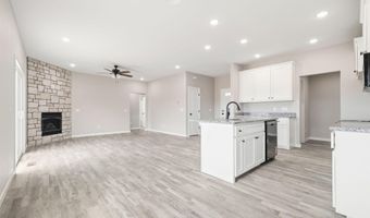 416 Beaver Tail Rd, Ash Grove, MO 65604