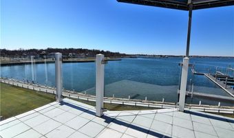 3 Kirwins Ln, Newport, RI 02840