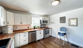 111 N Depot St, Batesville, IN 47006