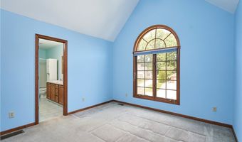4350 Bramble Dr, Copley, OH 44321