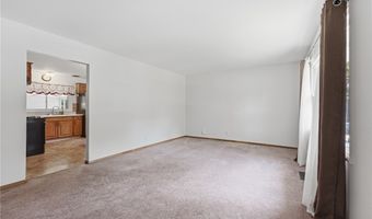 407 Dorwood Dr, Alliance, OH 44601