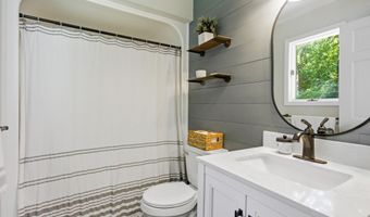 250 Walls Mill Rd, Aurora, NC 27806