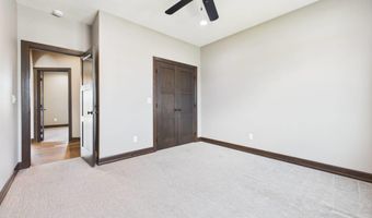 1701 W River Bend St, Brandon, SD 57005