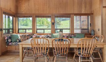 1008 Bear Valley Rd, Bear Valley, CA 95223