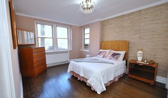 253 Garth Rd Unit 1T, Scarsdale, NY 10583