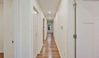 815 Boulder Creek Ln, Ashland, OR 97520