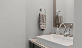 W5553 HOELZEL Way, Appleton, WI 54915