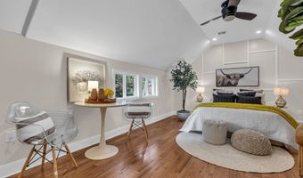 168 Leonardville Rd, Belford, NJ 07718