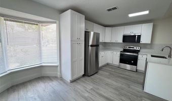 495 BLUE BIRD St, Apopka, FL 32703