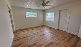911 S 4th St, Artesia, NM 88210