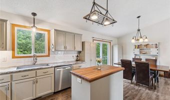 207 Ash St E, Annandale, MN 55302