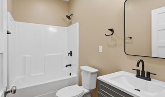 184 Carrington Ln, Albertville, AL 35950