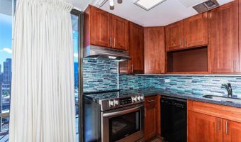 225 Queen St 20D, Honolulu, HI 96813
