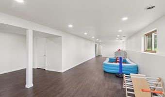 400 Mourning Dove Ct, Arena, WI 53503