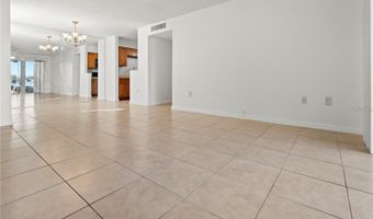 530 ORANGE Dr 11, Altamonte Springs, FL 32701