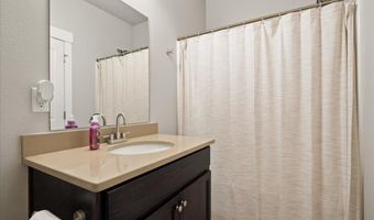 2200 LEDOUX Dr, Cheyenne, WY 82007