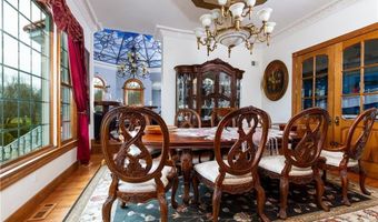 10 Ridge Rd, Newport, RI 02840