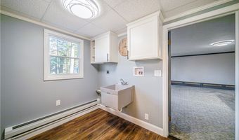 4281 N Forest Ridge Dr, Ashtabula, OH 44004