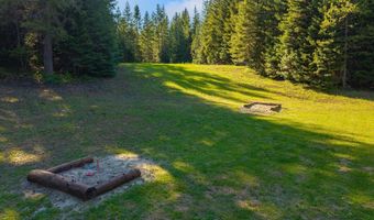 6693 River Rd, Clark Fork, ID 83811