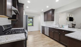 815 Stewart Rd, Anderson, IN 46012