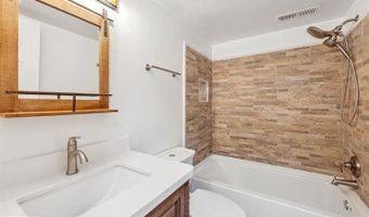 3322 WOODBURN VILLAGE Dr 13, Annandale, VA 22003