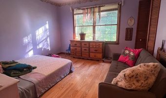 380 Daniels Crk, Banner, KY 41603