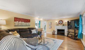 24 Conant St, Acton, MA 01720