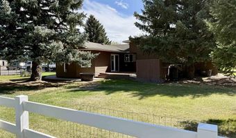 221 44th St N, Cody, WY 82414