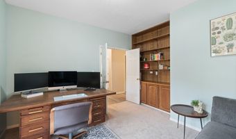 3124 Greenwood Rd, Ames, IA 50014