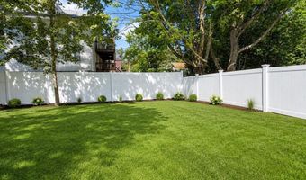 122 Canal St, Blackstone, MA 01504
