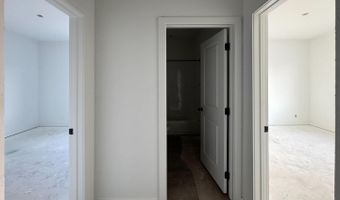 10915 Bop Ln, Adkins, TX 78101