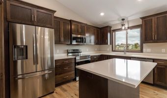 1322 Brittneys Pl SW, Alexandria, MN 56308