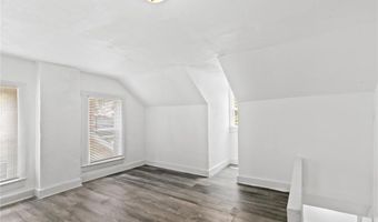 1217 E 5th St, Alton, IL 62002