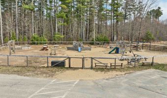 8 Eastern Ave, Barrington, NH 03825