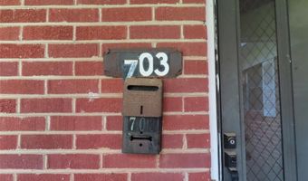 705 College St, Shreveport, LA 71104