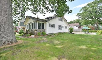 891 Park Ave, Amherst, OH 44001