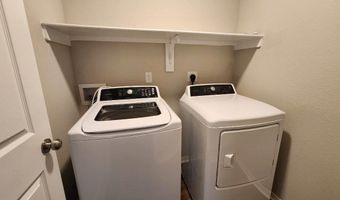 1072 Huntington Dr, Benton, AR 72019