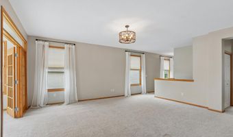 803 NE Rosewood Ln, Ankeny, IA 50021