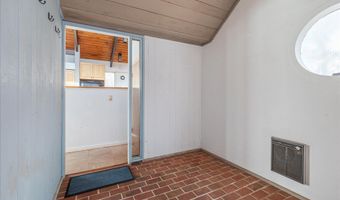 38 STRUDEL Ct, Basye, VA 22810