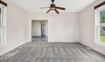 37 College St, Alexandria, OH 43001