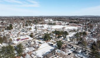 15 Fairfax St, Bangor, ME 04401