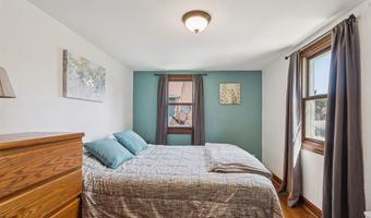 1612 N HARRIMAN St, Appleton, WI 54911