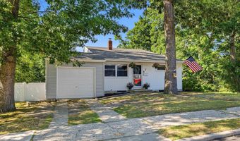 110 Pennsylvania Ave, Absecon, NJ 08201