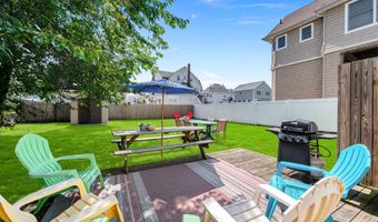 110 Trenton Ave, Point Pleasant Beach, NJ 08742