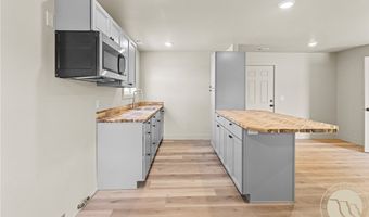 7212 White Pine Cir, Billings, MT 59106