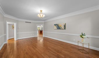 2086 Autumn Hill Dr, Ann Arbor, MI 48103