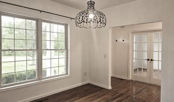 48 Meadow Brook Rd, Brookfield, CT 06804