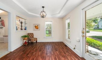 920 Grove St, Baldwin City, KS 66006