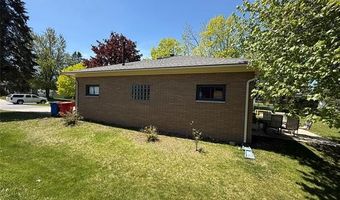 205 Sunset Blvd, Alpena, MI 49707