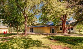 205 S Centennial Rd, Arkansas City, KS 67005